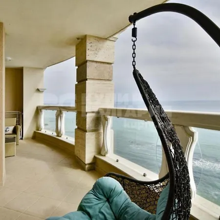 La Welcome Aranyhomok